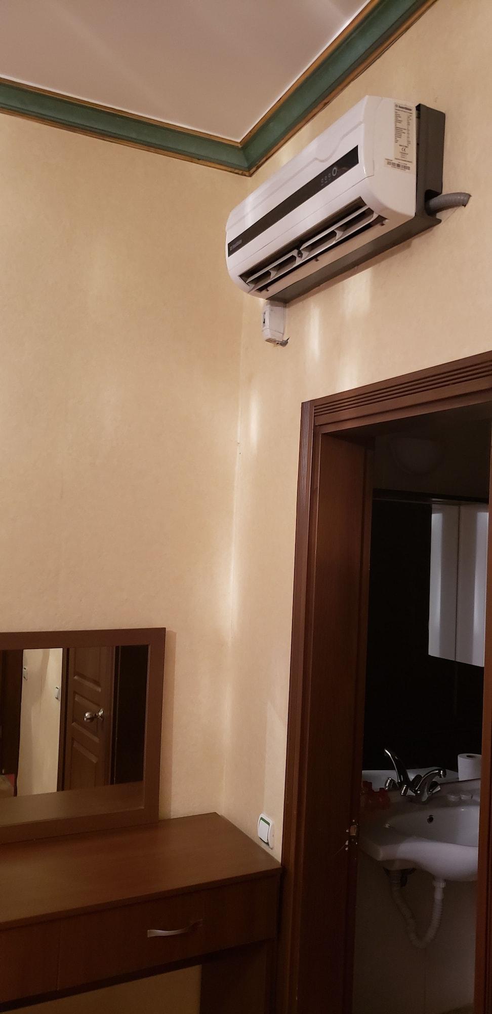 Istanbul Irish Hotel Bagian luar foto