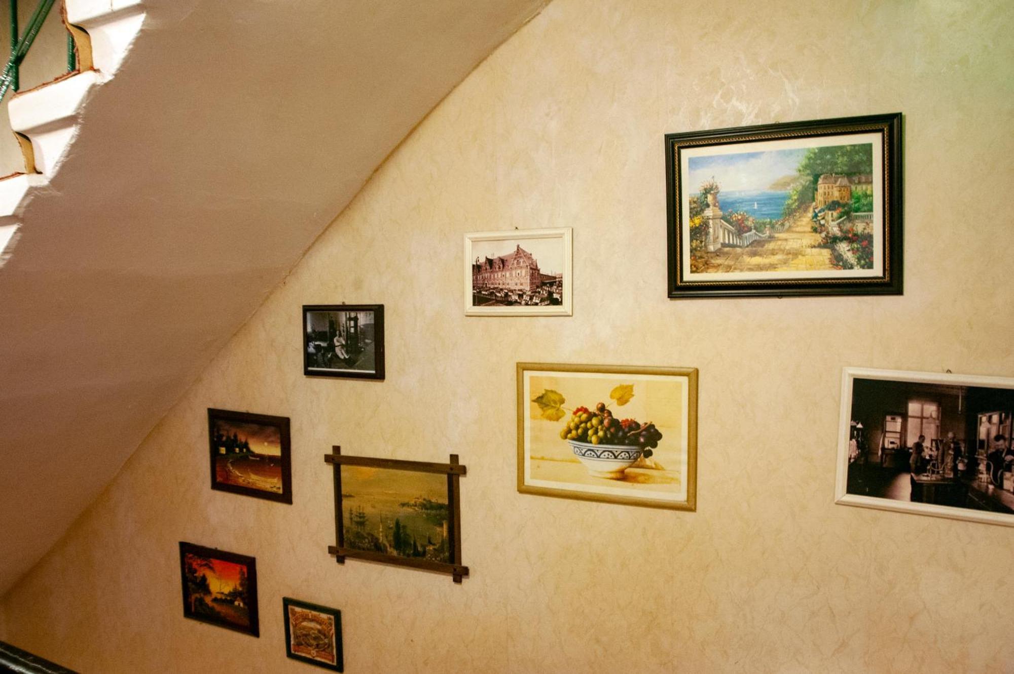 Istanbul Irish Hotel Bagian luar foto